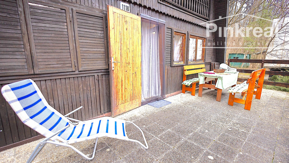 Chata, 3 podlažná, výborná a tichá lokalita pri Veľkej pláži