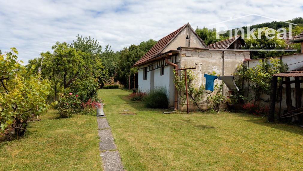 PINKREAL - RD Súlovce, 1 568 m² pri lese. Pokoj a príroda