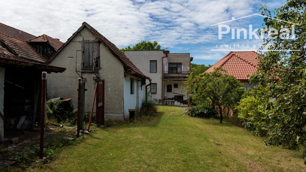 PINKREAL - RD Súlovce, 1 568 m² pri lese. Pokoj a príroda