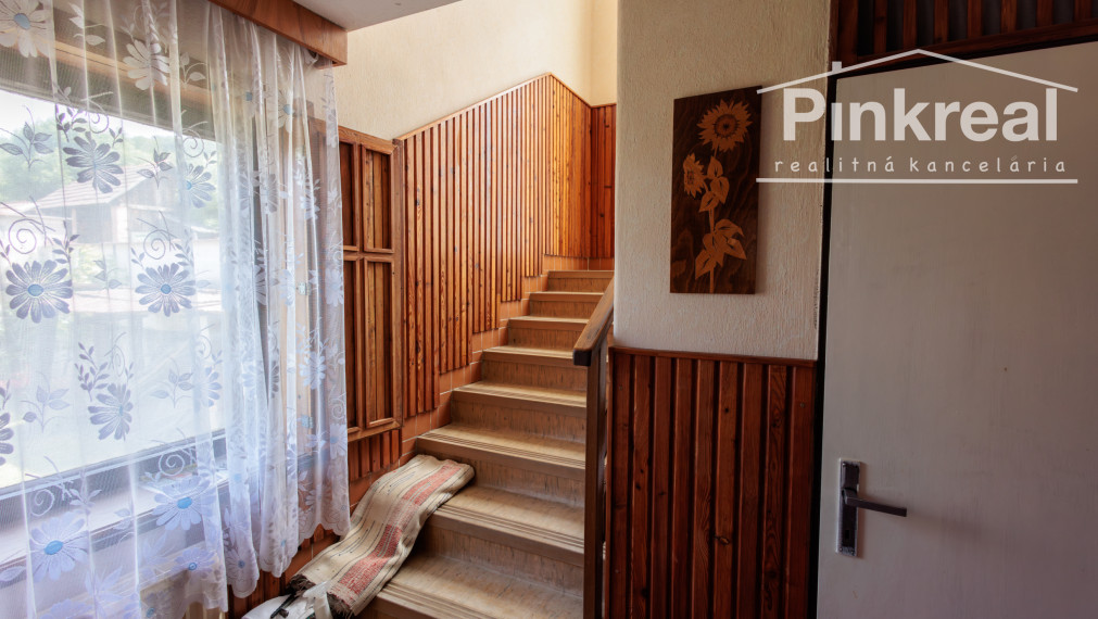 PINKREAL - RD Súlovce, 1 568 m² pri lese. Pokoj a príroda