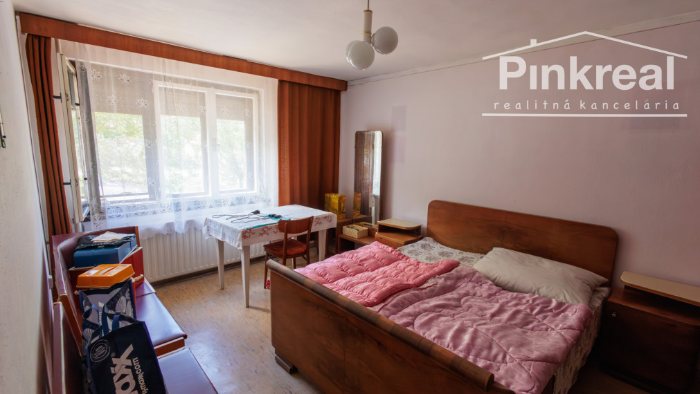 PINKREAL - RD Súlovce, 1 568 m² pri lese. Pokoj a príroda
